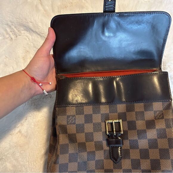 AUTHENTIC Louis Vuitton Damier Ebene
Soho backpack main image 11